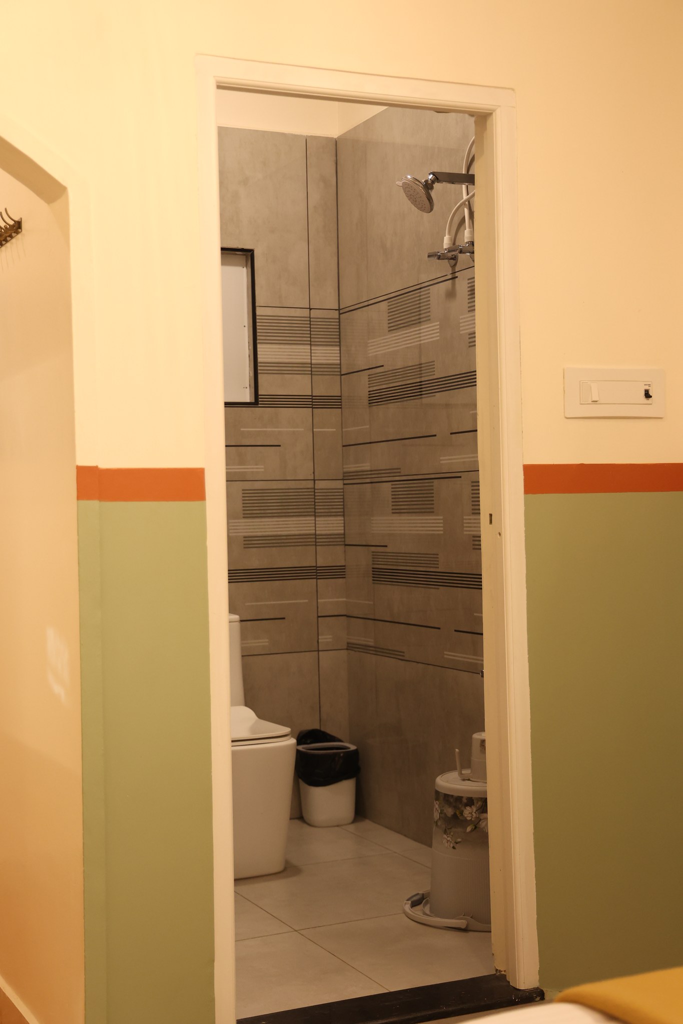 Guest House Bath Vanity