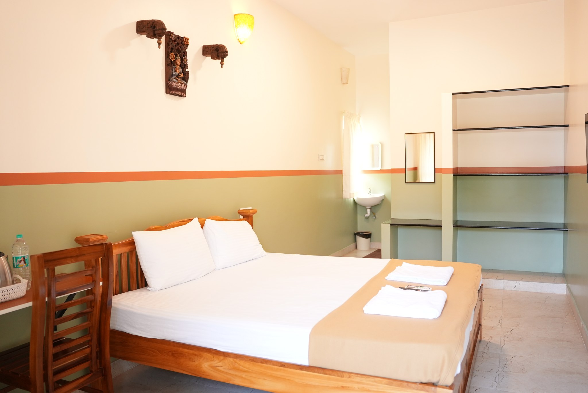 Guest House Hillview Decor
