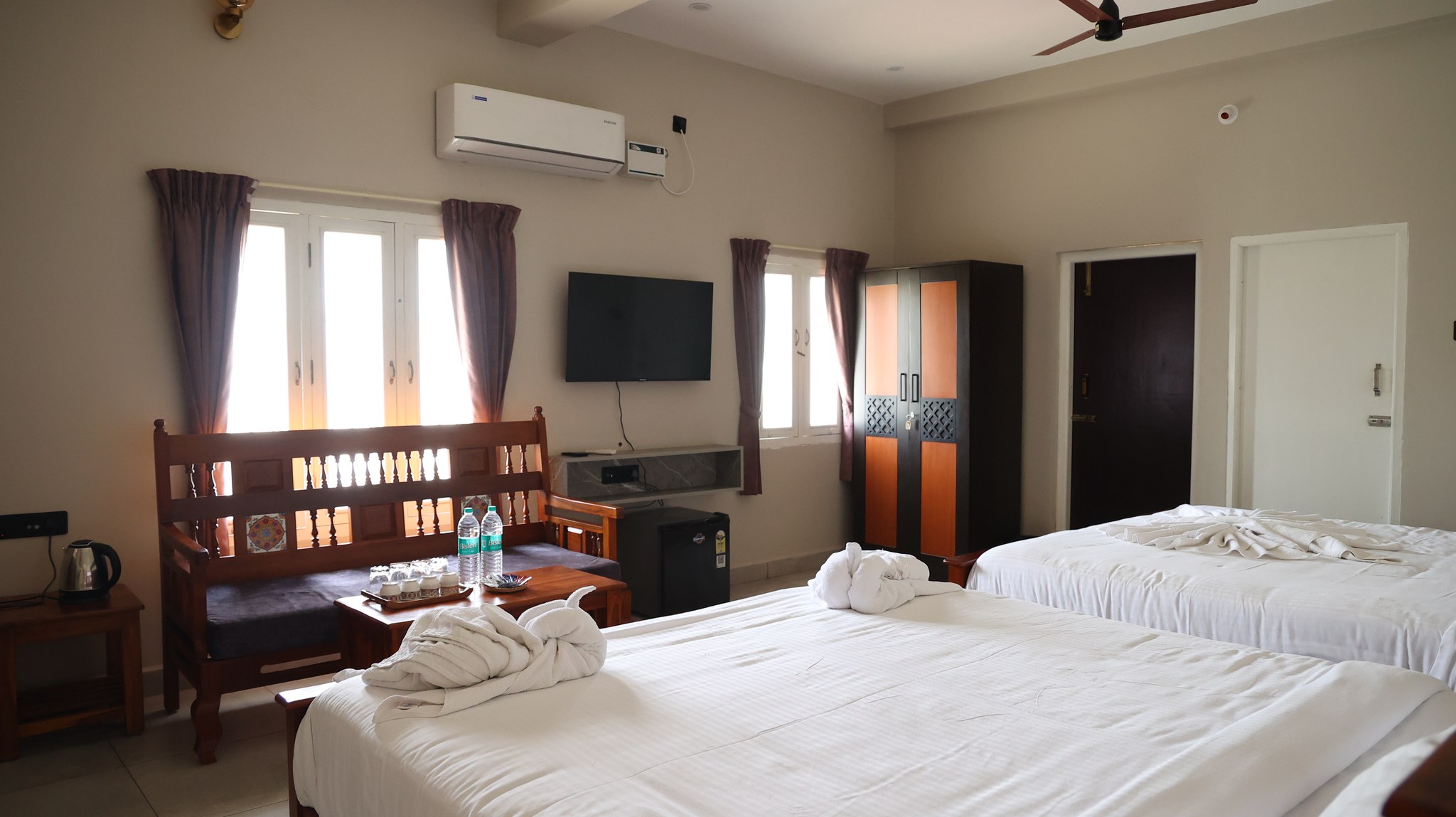 Suite Interior