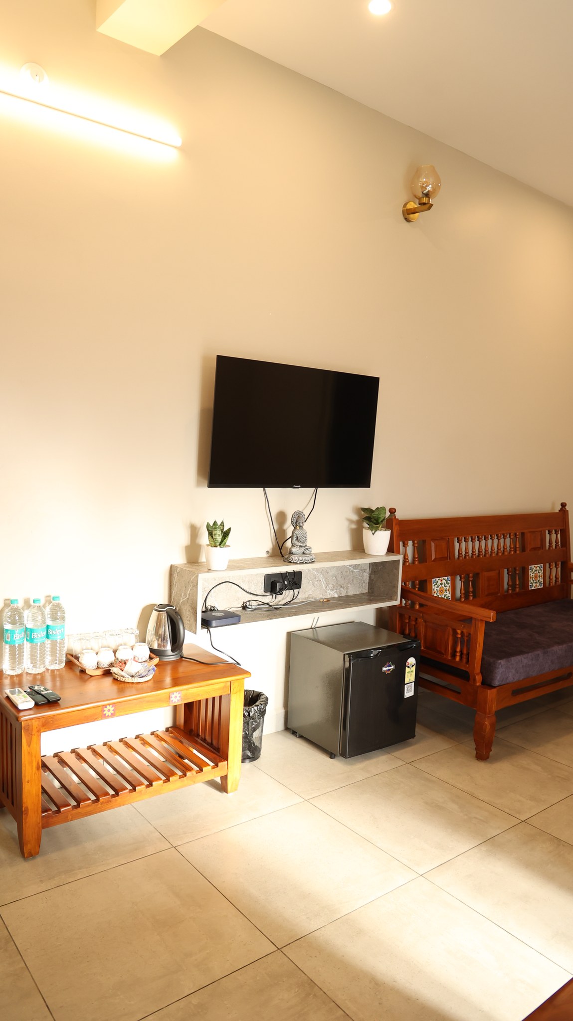 Suite Side